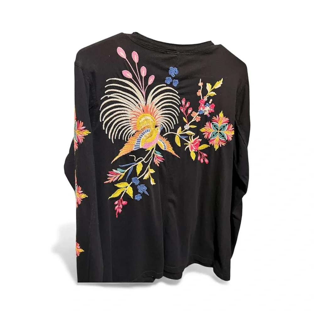 Johnny Was Julie Raw Seam Henley Top Black Floral Embroidered Small - Picture 9 of 11